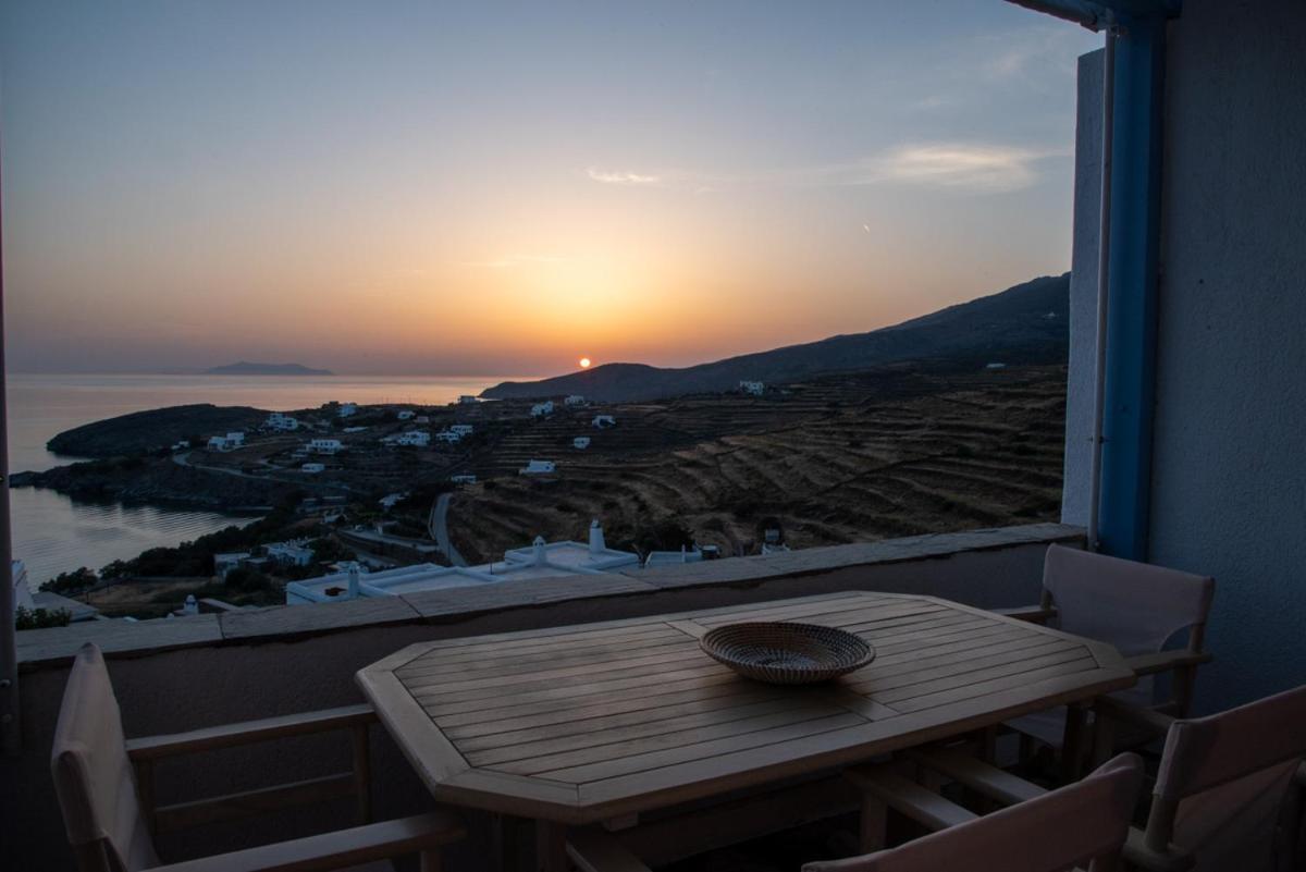 Iliopetra Residence Agios Romanos Exterior foto
